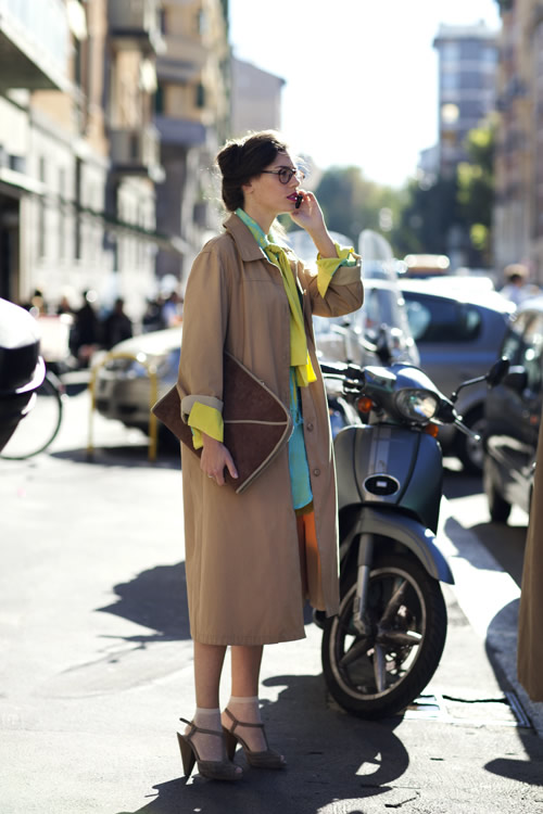 Camel & color. On the Street...via Alserio. Milan.